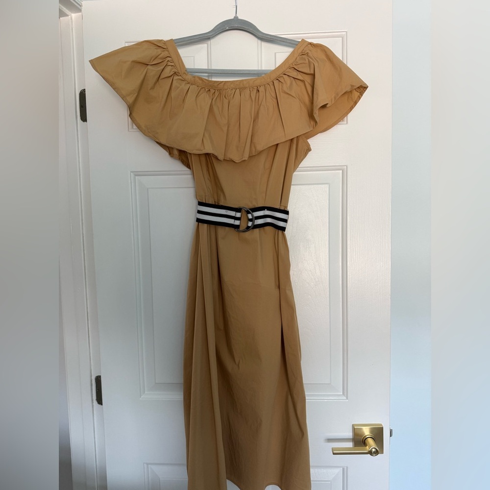 Off-Shoulder Ruffle Midi Dress